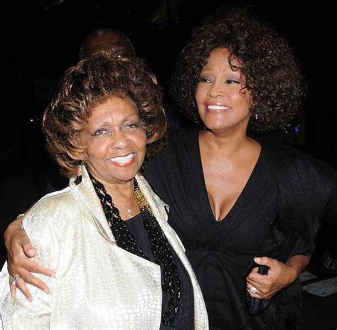 moeder whitney houston.